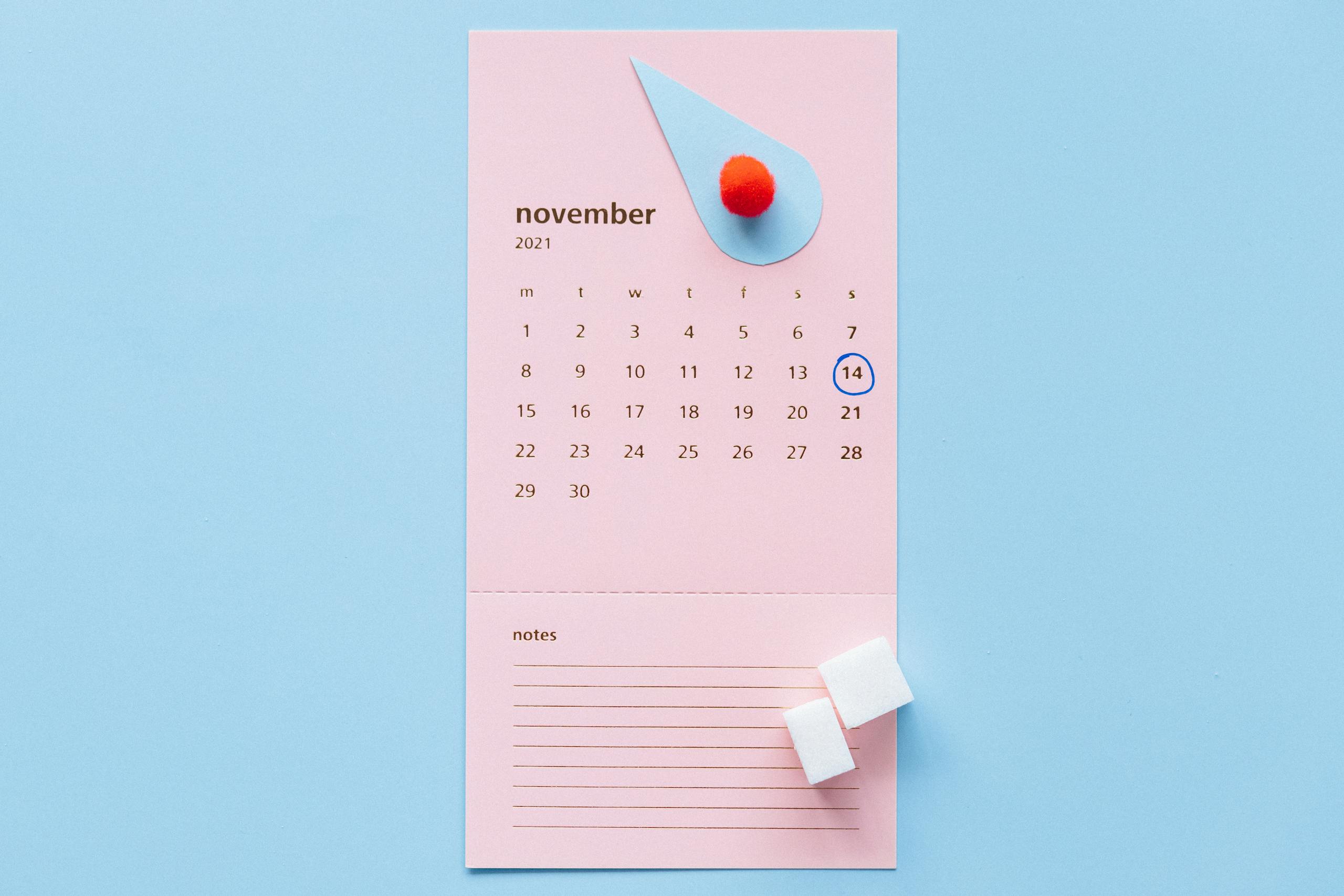 Calendar with November 2021 highlighting World Diabetes Day, a symbol for diabetes awareness.